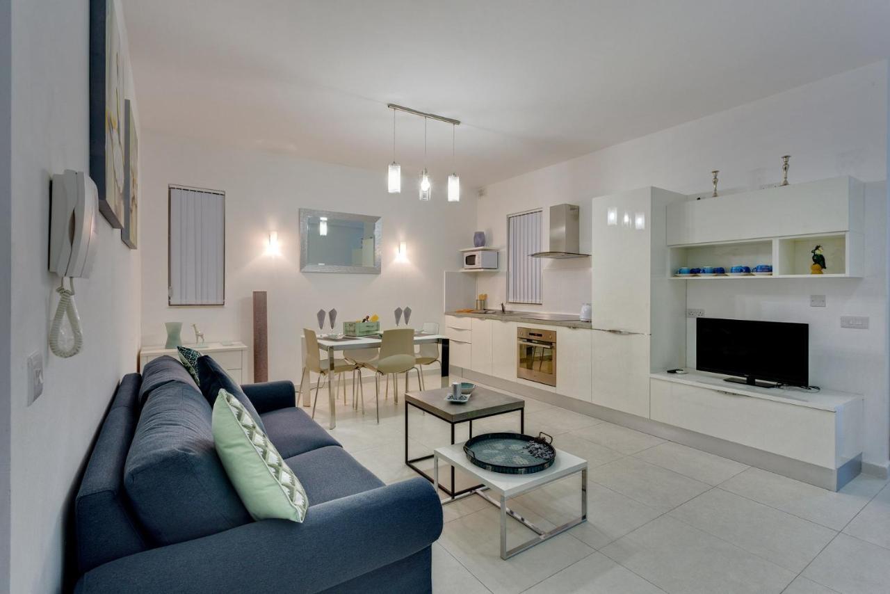 סליאמה Modern Apartment In The Best Location, Perfect For Families מראה חיצוני תמונה